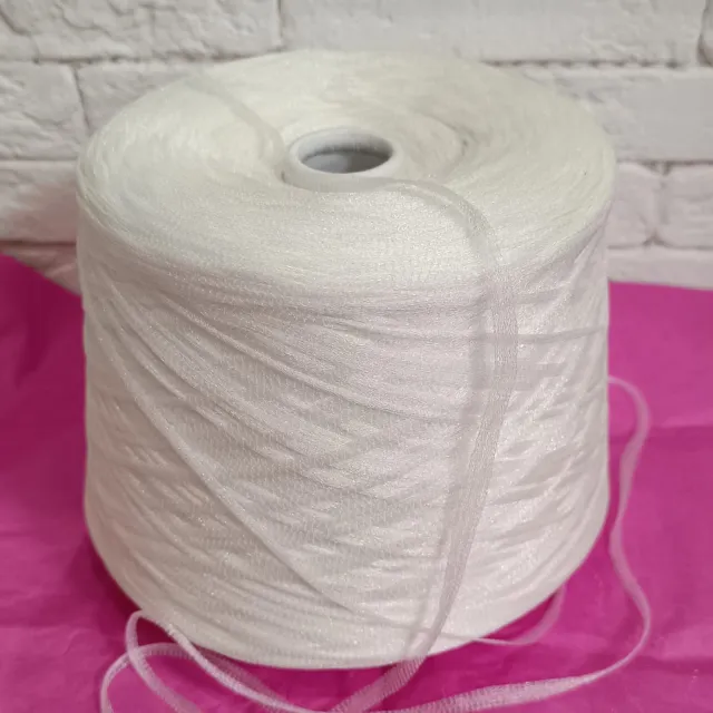 Пряжа Luxury Selection Chiffon, шёлк бобинный, белый