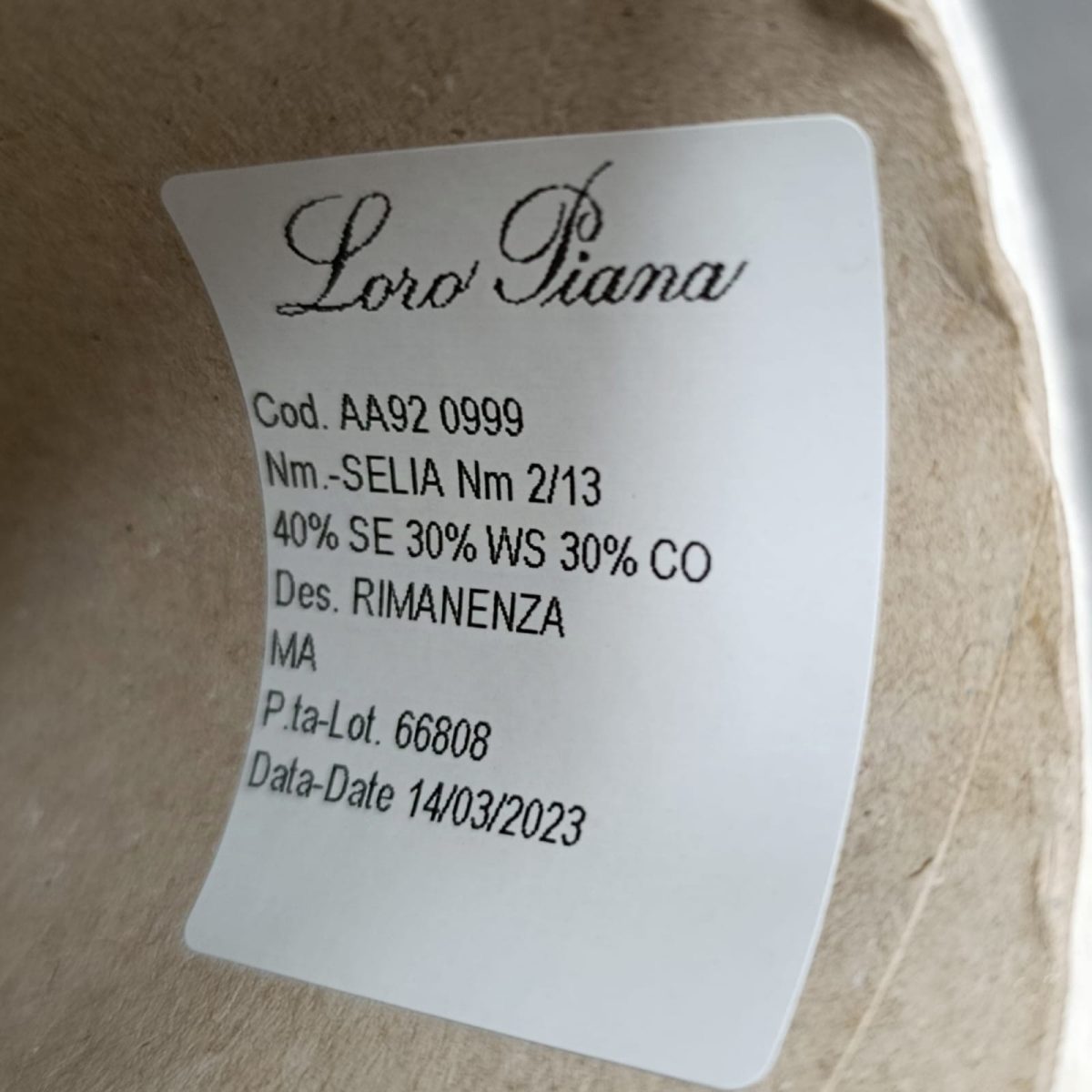 Пряжа Loro Piana Selia, кашемир бобинный, белый цвет белый