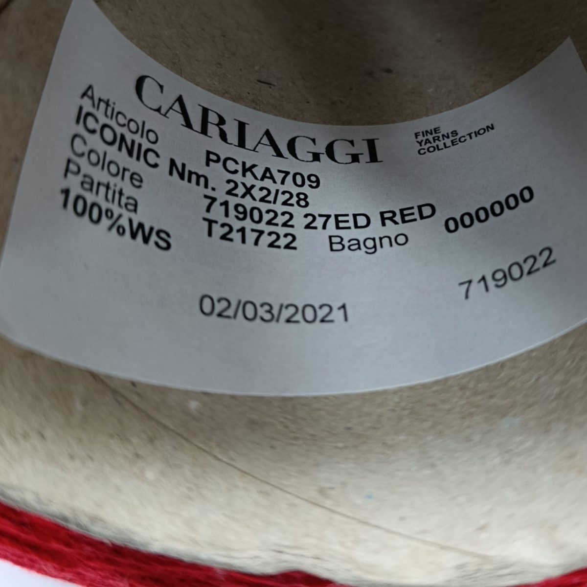 Пряжа Cariaggi Iconic, кашемир бобинный, красный