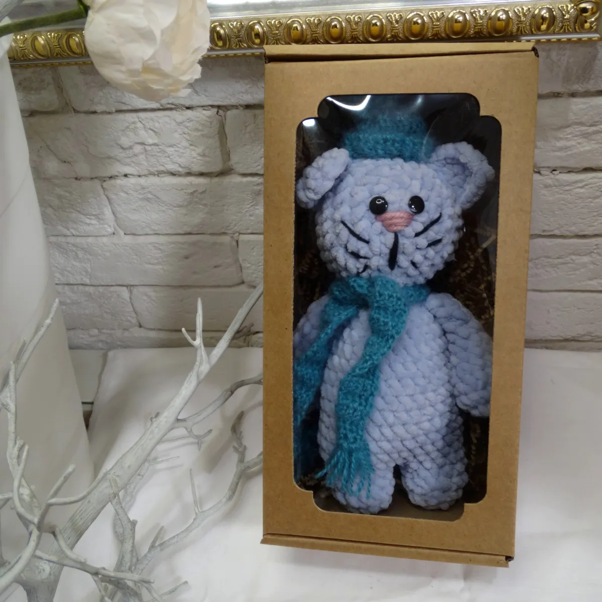 Игрушка Котик в шапке, 23 см