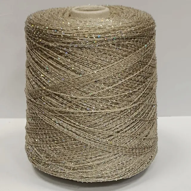 Пряжа Luxury Production Ri.Go Sequins, с пайетками в бобинах, бежевый/ голография