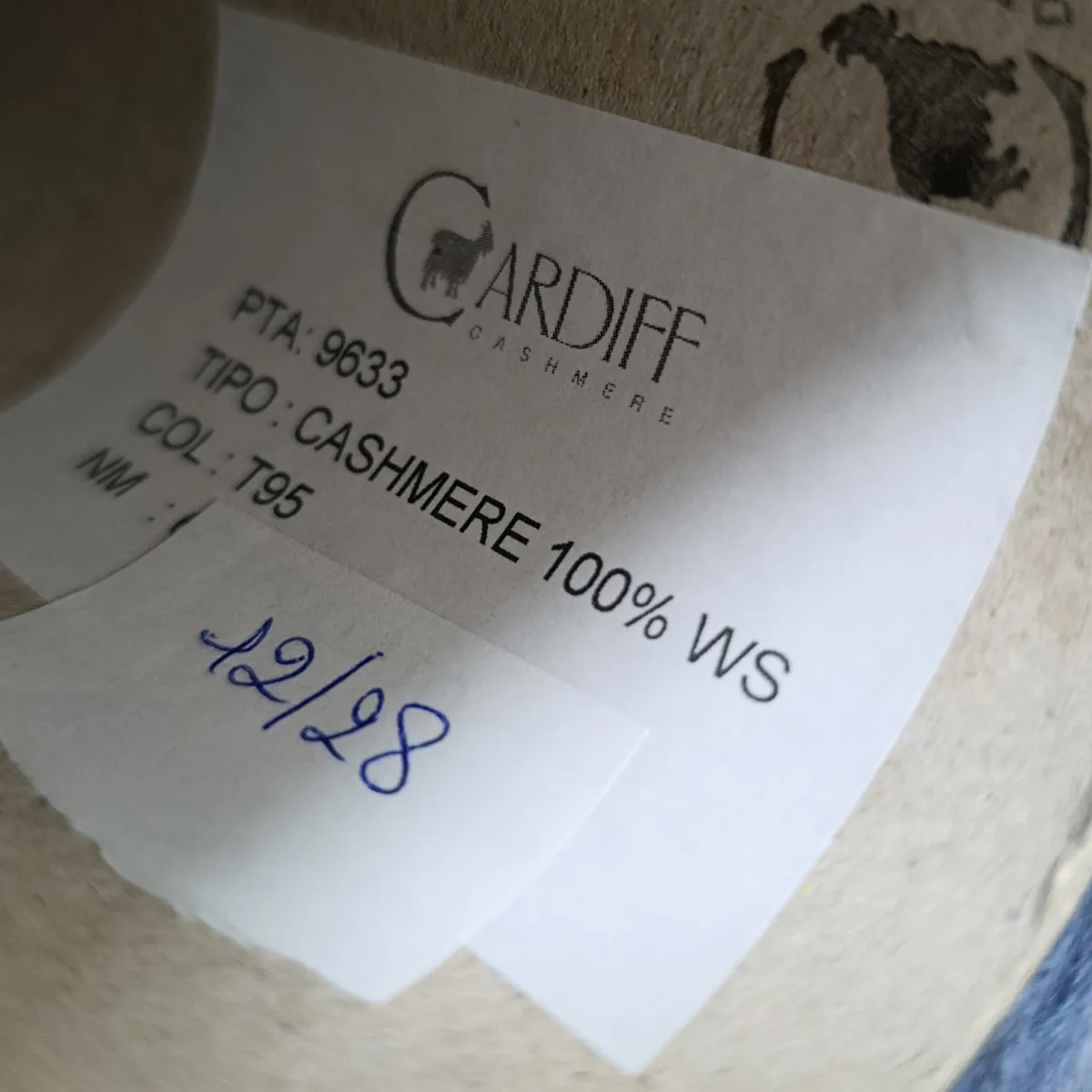 Пряжа Cardiff Cashmere, кашемир бобинный, джинс