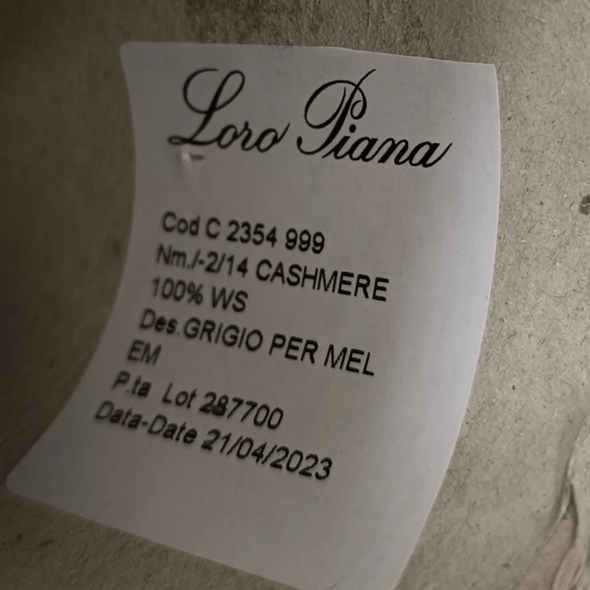Пряжа Loro Piana Cashmere, кашемир бобинный, светло-серый меланж цвет светло-серый меланж