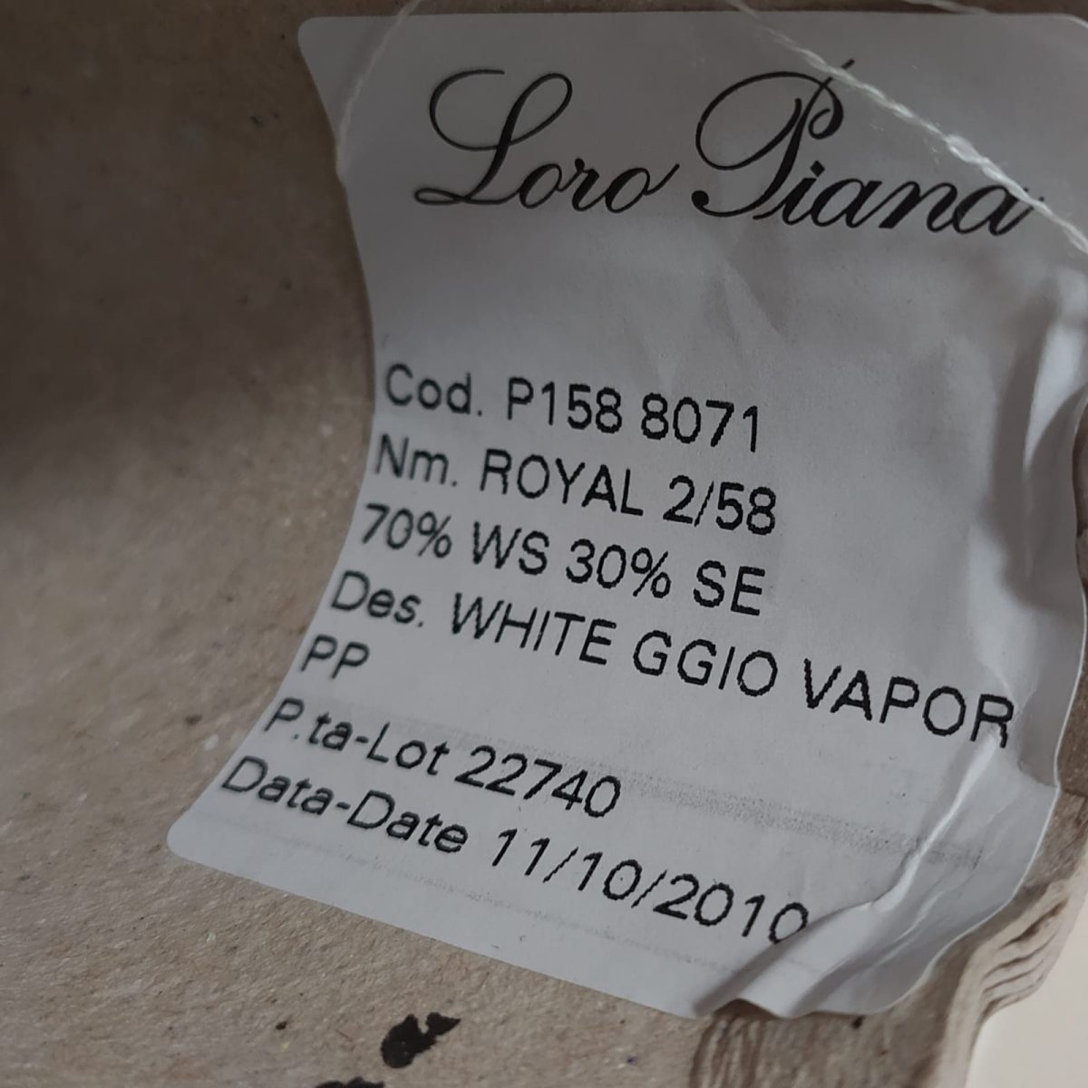Пряжа Loro Piana Royal, кашемир бобинный, молоко цвет молоко